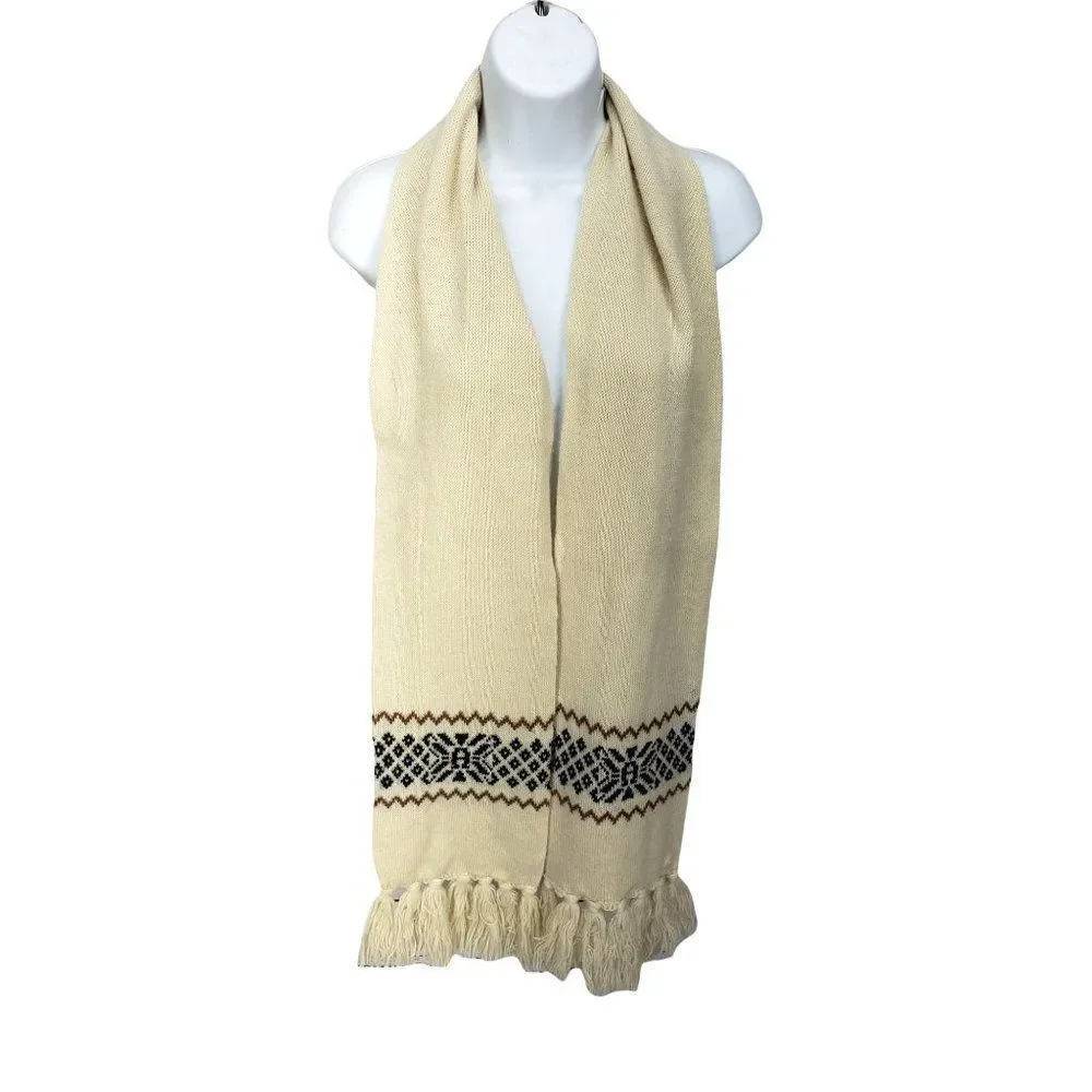 Etienne Aigner Acrylic snowflake knit white scarf  ski winter warm vintage‎